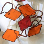 Drawings of an external hard drive.